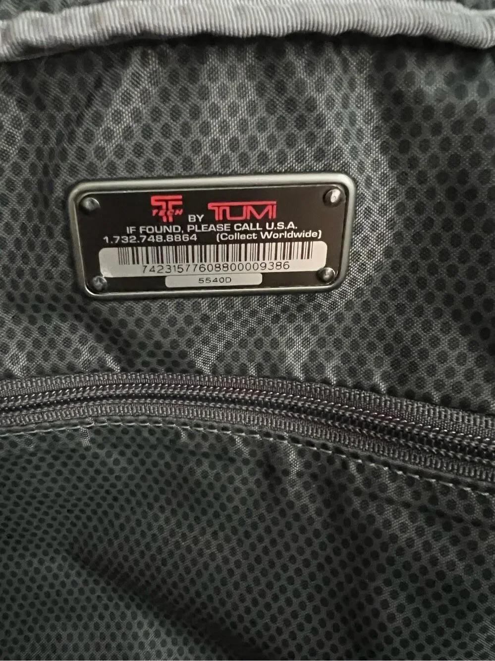 Tumi gently used